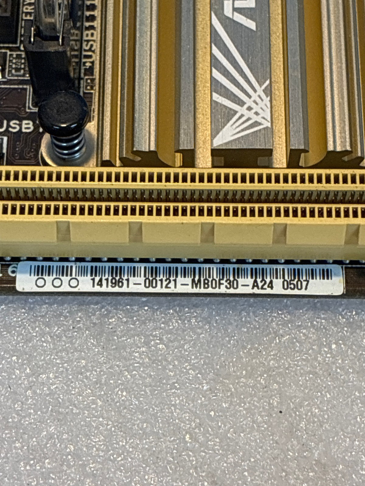 🔥 ASUS H87I-PLUS Mini-ITX Motherboard LGA1150 w/ Intel Core i5-4670 CPU