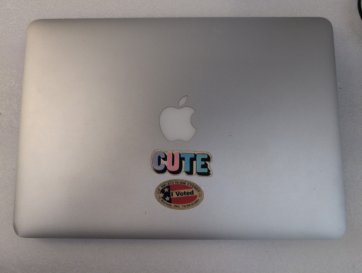 🎸 Apple MacBook Air 13-inch A1466 (2013) - For Parts, No Boot - Silver (No SSD)