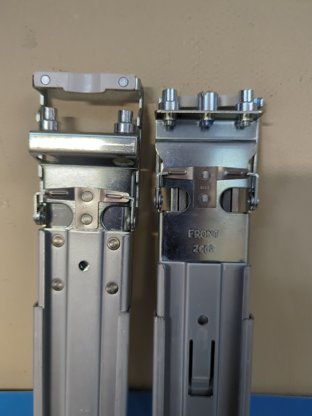 2 Pack King Slide AA61-5590Y000 Tool Less Front 2002 Rail Kit 
