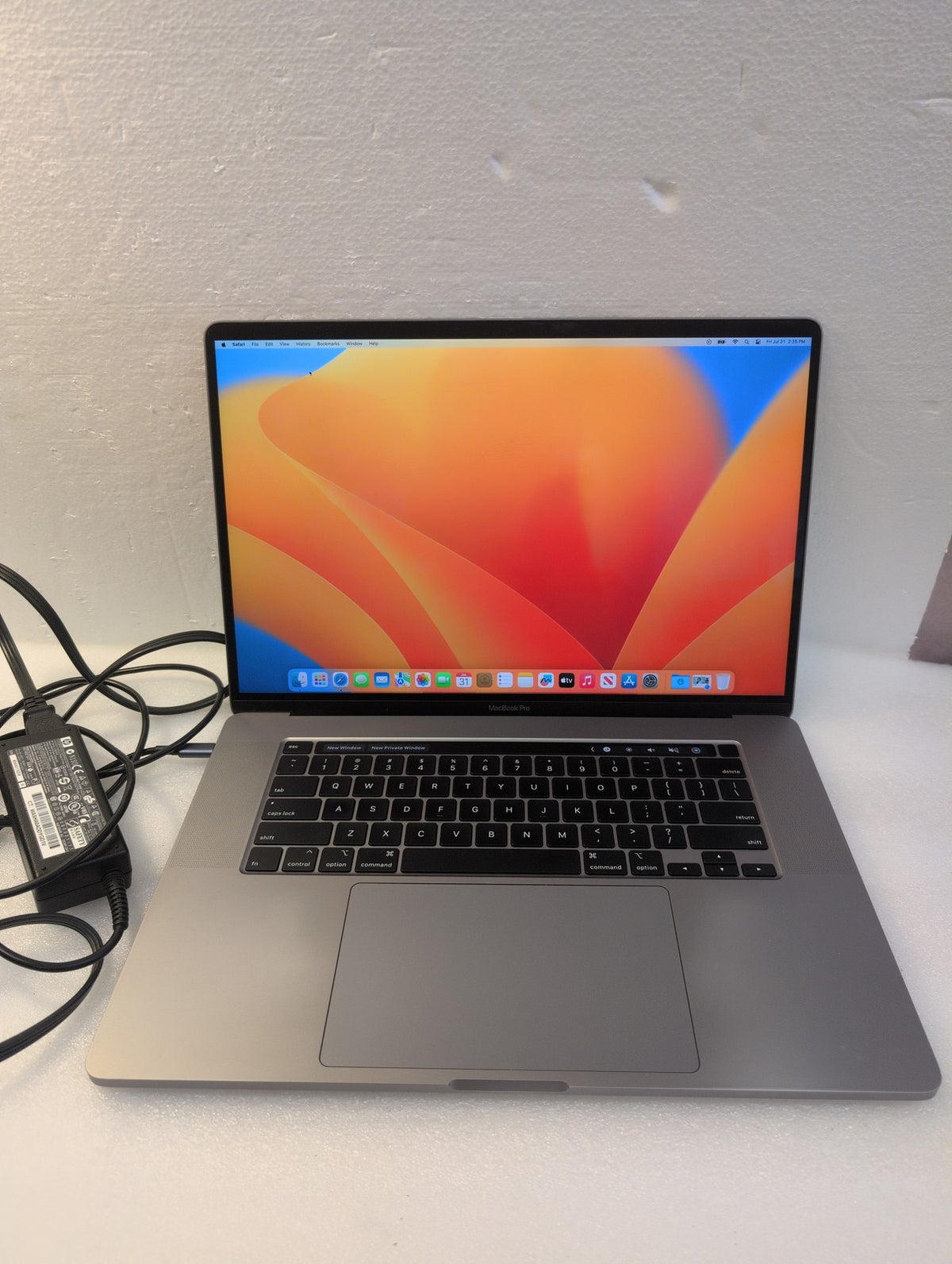 🎸 Apple MacBook Pro A2141 16" 2019 i7 2.6GHz 16GB RAM 500GB SSD OS 13.7 (Read)