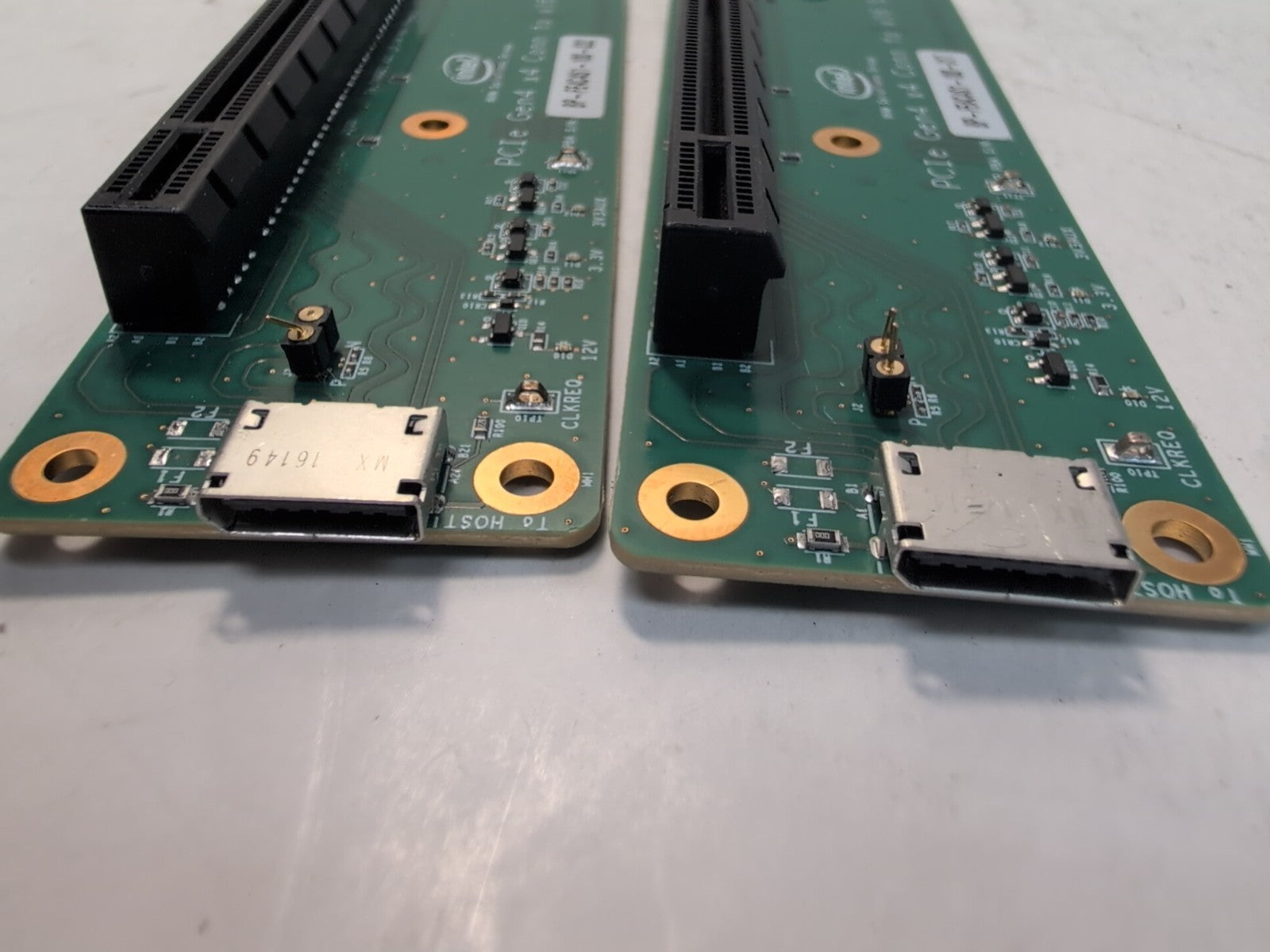 🔥 2x BP-FE4C4S1-100-032 PCIe Gen4 x4 Conn To x16 Card -