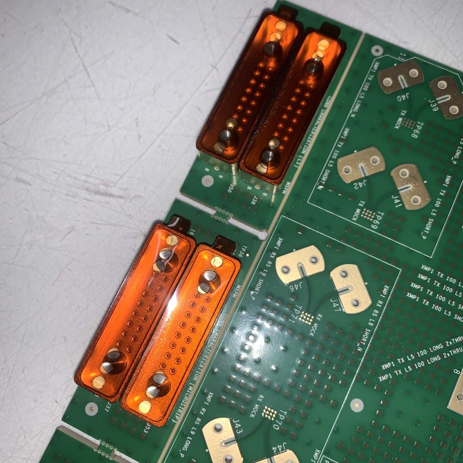 Intel    HLO-CN37204-120 / DKC / HLC REPLTCA BOARD （unused）
