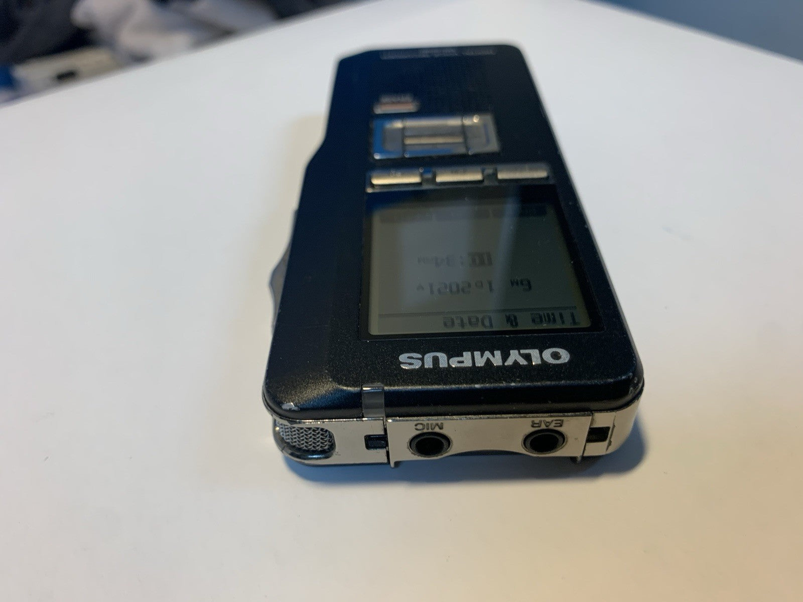 Olympus DS-5000 Digital Voice Recorder Handheld Color Black