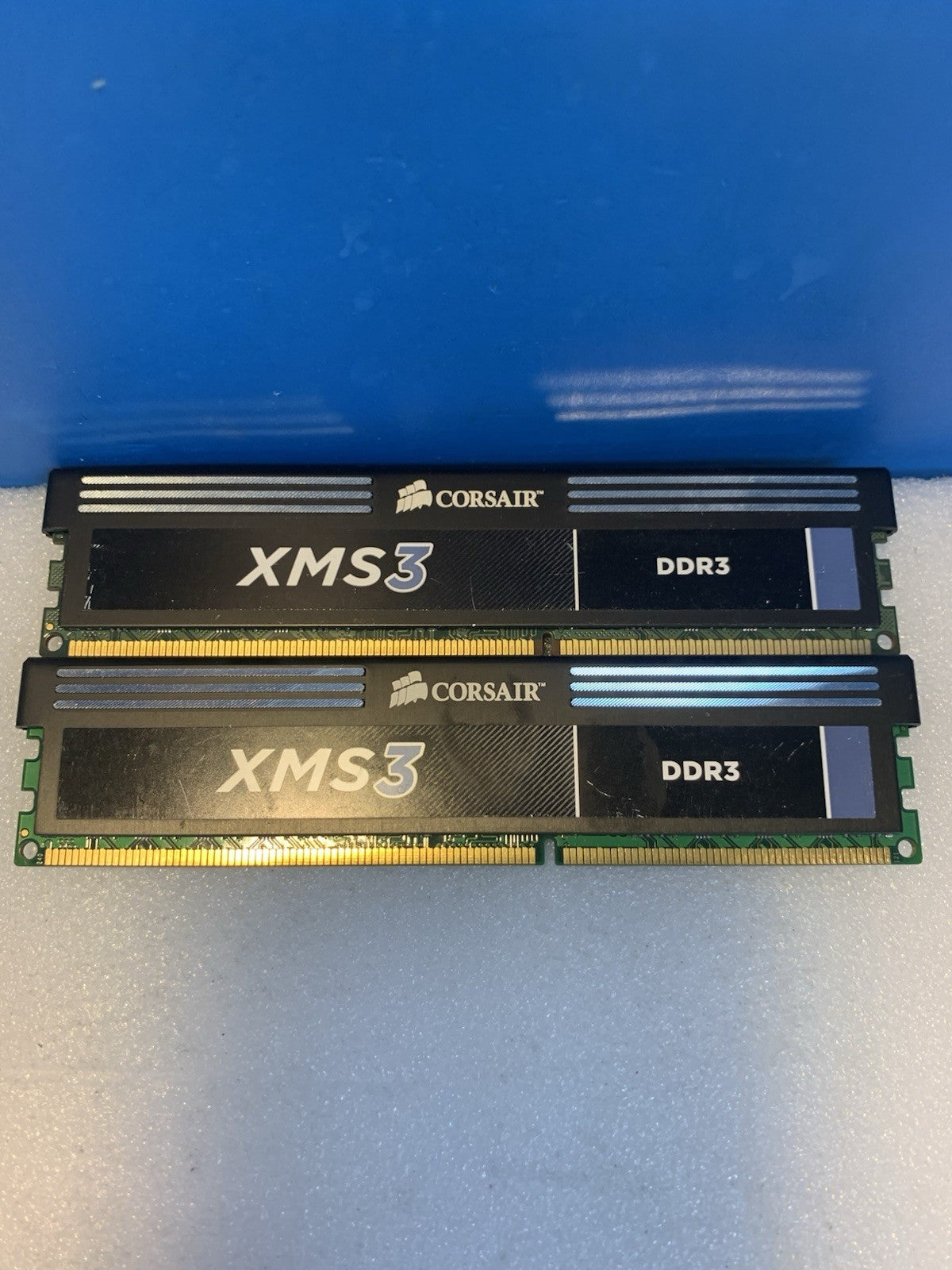 4GB= 2x2GB Corsair DDR3 1600MHz PC3-12800 CMX4GX3M2A1600C9 Desktop Memory RAM