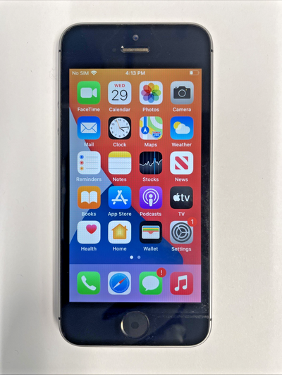 🔥Nice Apple iPhone SE A1723 Smartphone 32G Silver  UNLOCKED +