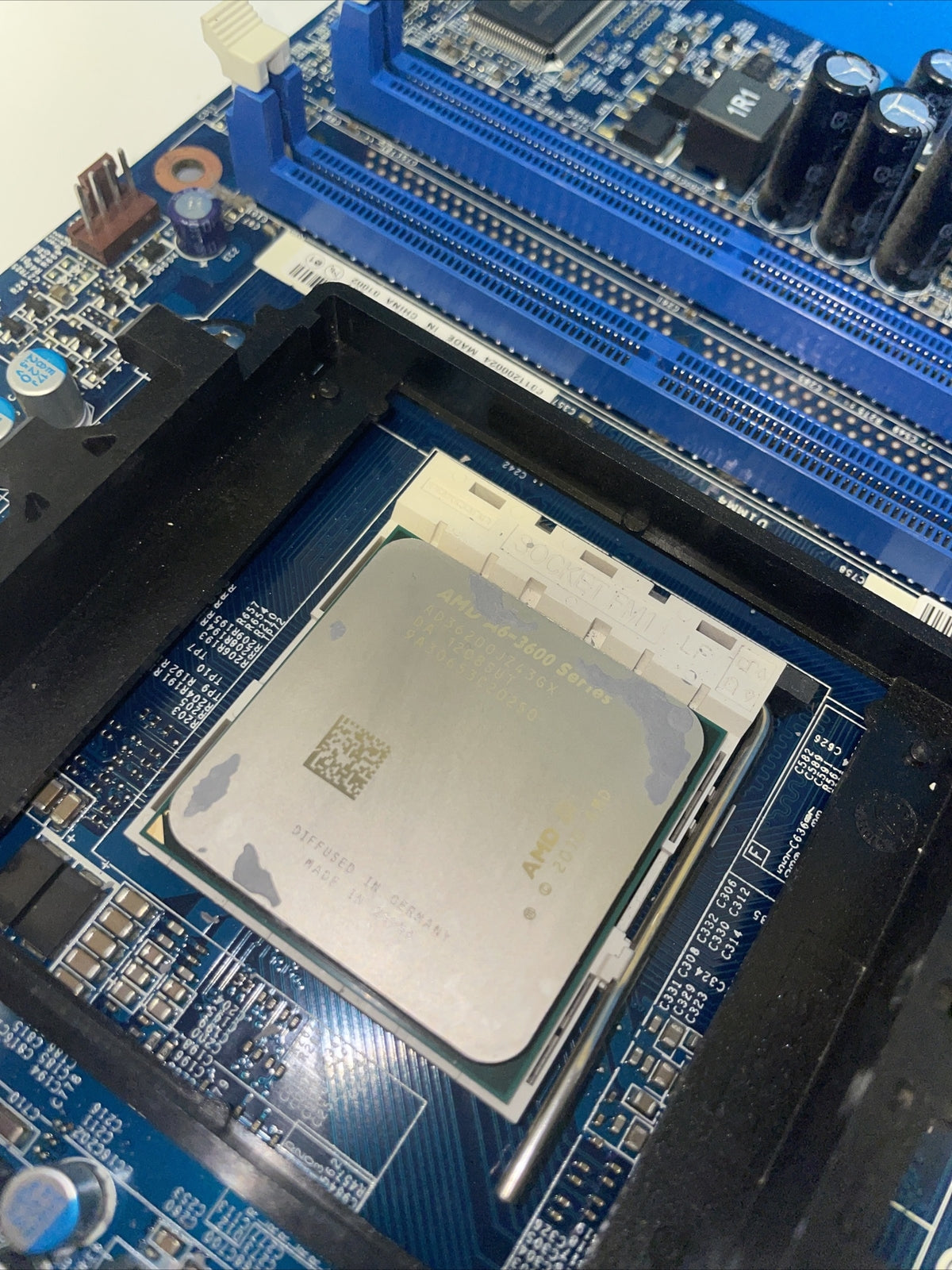 Lenovo CFM1D3M AMD Motherboard + A6-3600 CPU