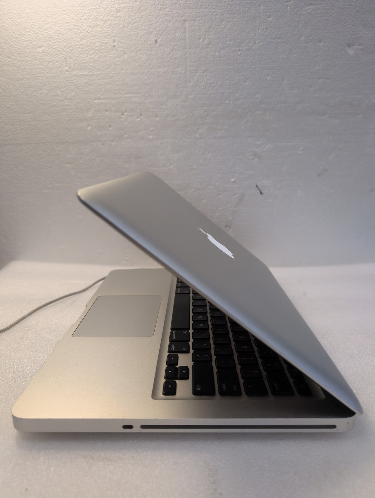 🎸 Apple MacBook Pro 13-inch A1278 2011 i5 2.3GHz 4GB RAM 320GB HDD (NO BATTERY)