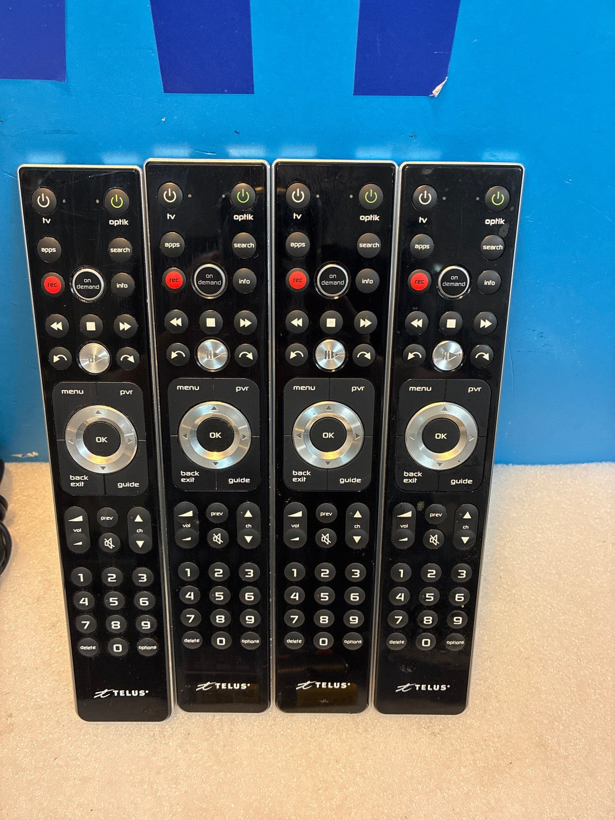 🔥 TELUS Optik TV Remote Control Black Lot of 4 - Used