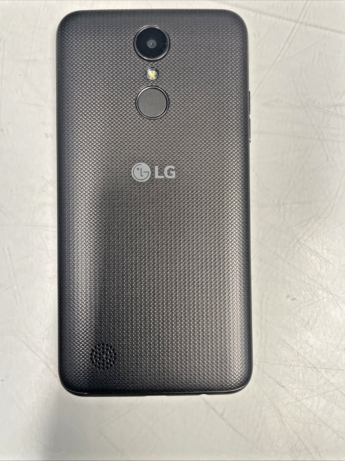 🔥Grade A  LG K4 2017  8GB CELL PHONE Carrier:Bell +