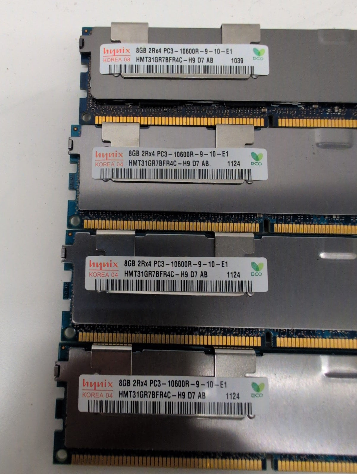 🎸 4x Hynix 8GB 2Rx4 PC3-10600R DDR3 ECC Registered Server RAM HMT31GR7BFR4C