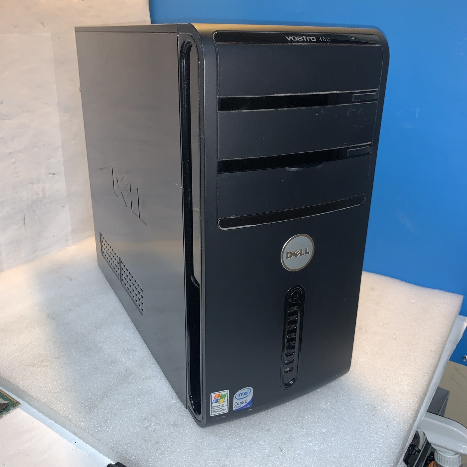 Dell Vostro 400 Desktop Intel Q6600/ 3GB RAM 160GB Windows XP Pro SP3