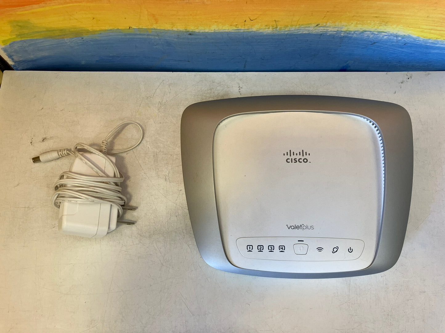 ~ Cisco Valet Plus M20 Wireless Router /10/100/1000 4 Port Ethernet Router White