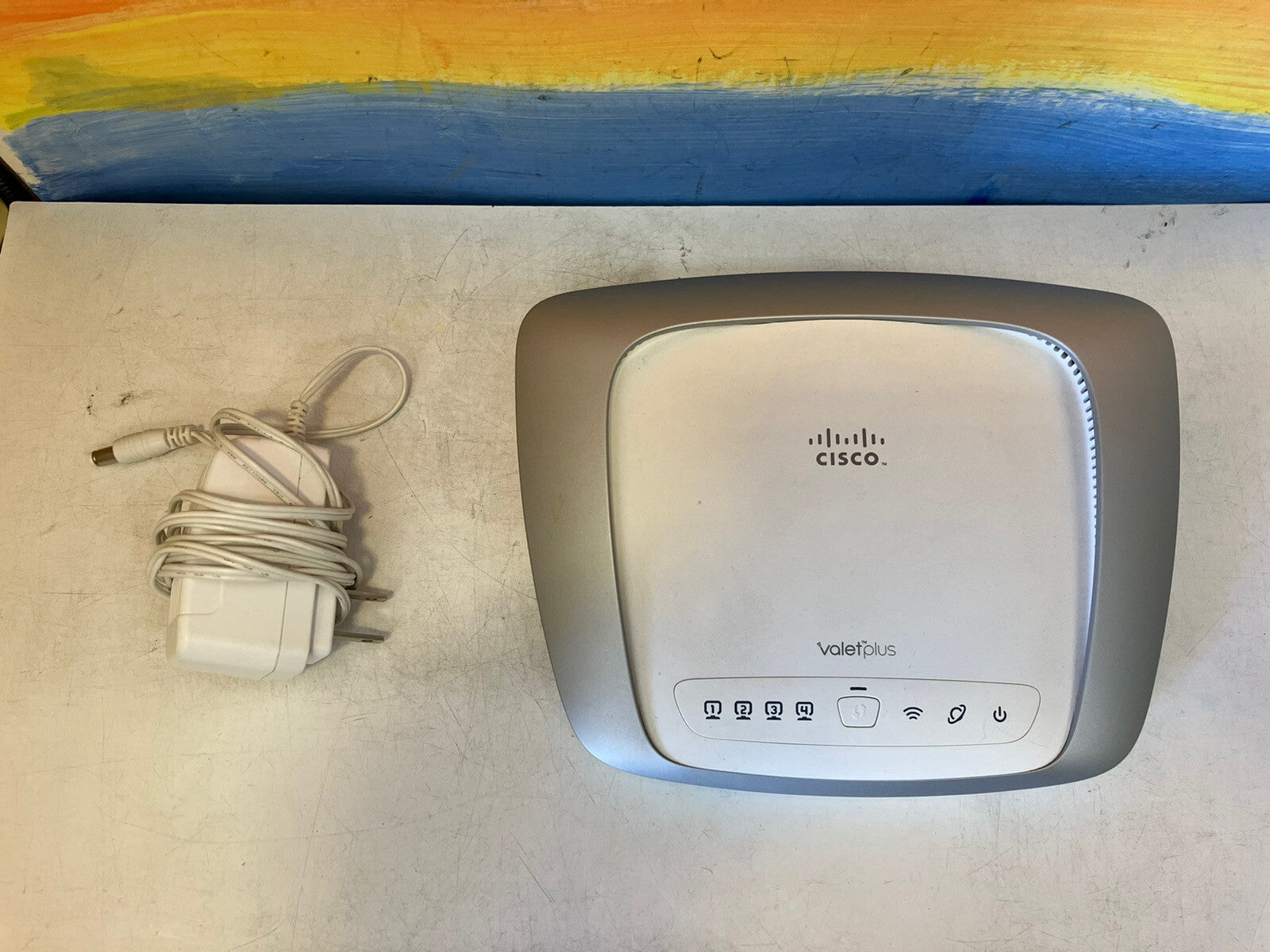 ~ Cisco Valet Plus M20 Wireless Router /10/100/1000 4 Port Ethernet Router White