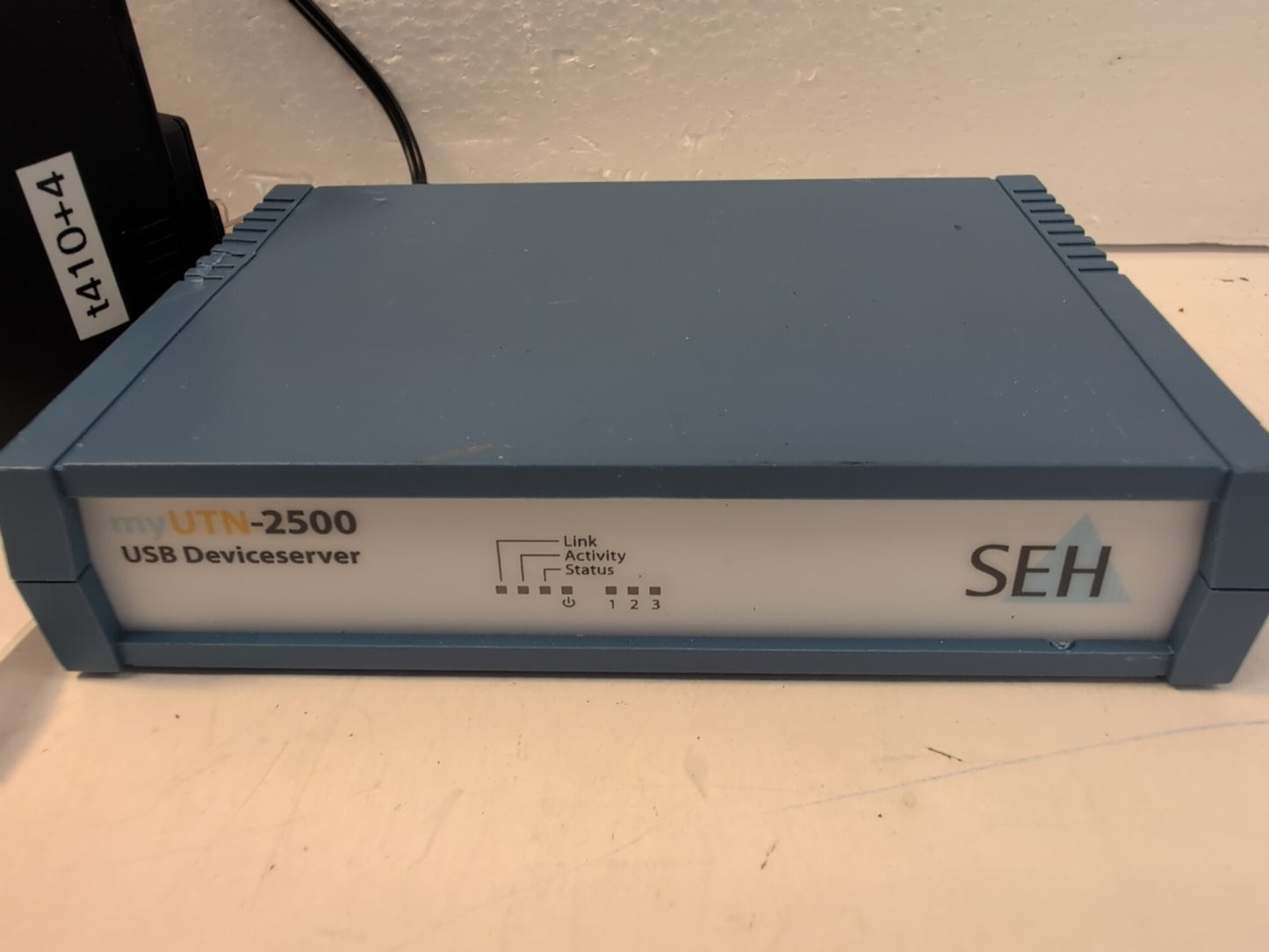 🔥 SEH myUTN-2500 Device sharing Server Gigabit USB / RJ-45 + Ac adapter (READ)-