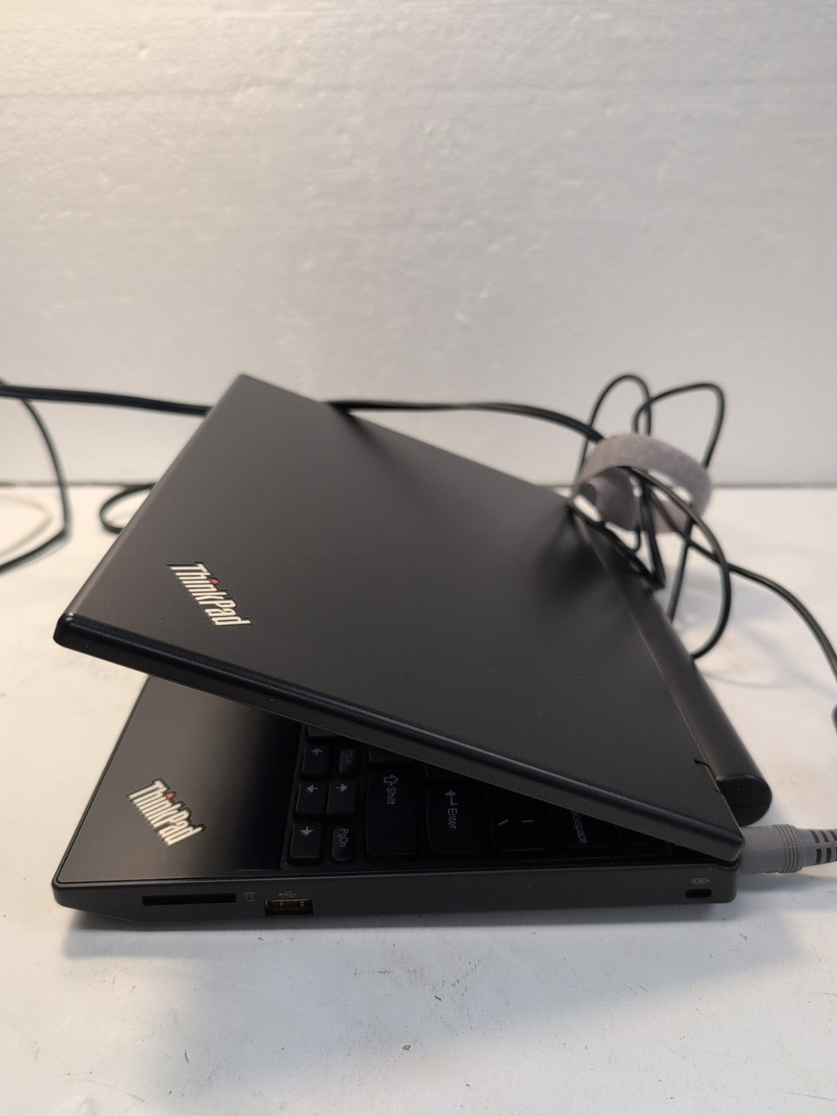 🔥Lenovo Thinkpad X100e 12" Laptop AMD MV-40 CPU/4GB RAM/500GB HDD/WinXP -