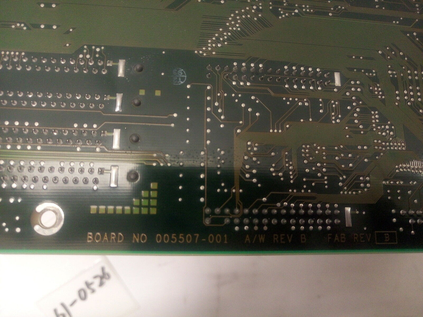 - COMPAQ 005507-001 005505-013  DESKPRO SYSTEM BOARD W/ CPU