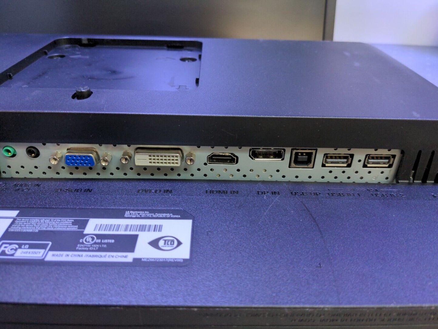 - (NICE) 2x LG 24BK550Y-B 24" Widescreen 1920x1080 HDMI  LCD Monitors (NO STAND)