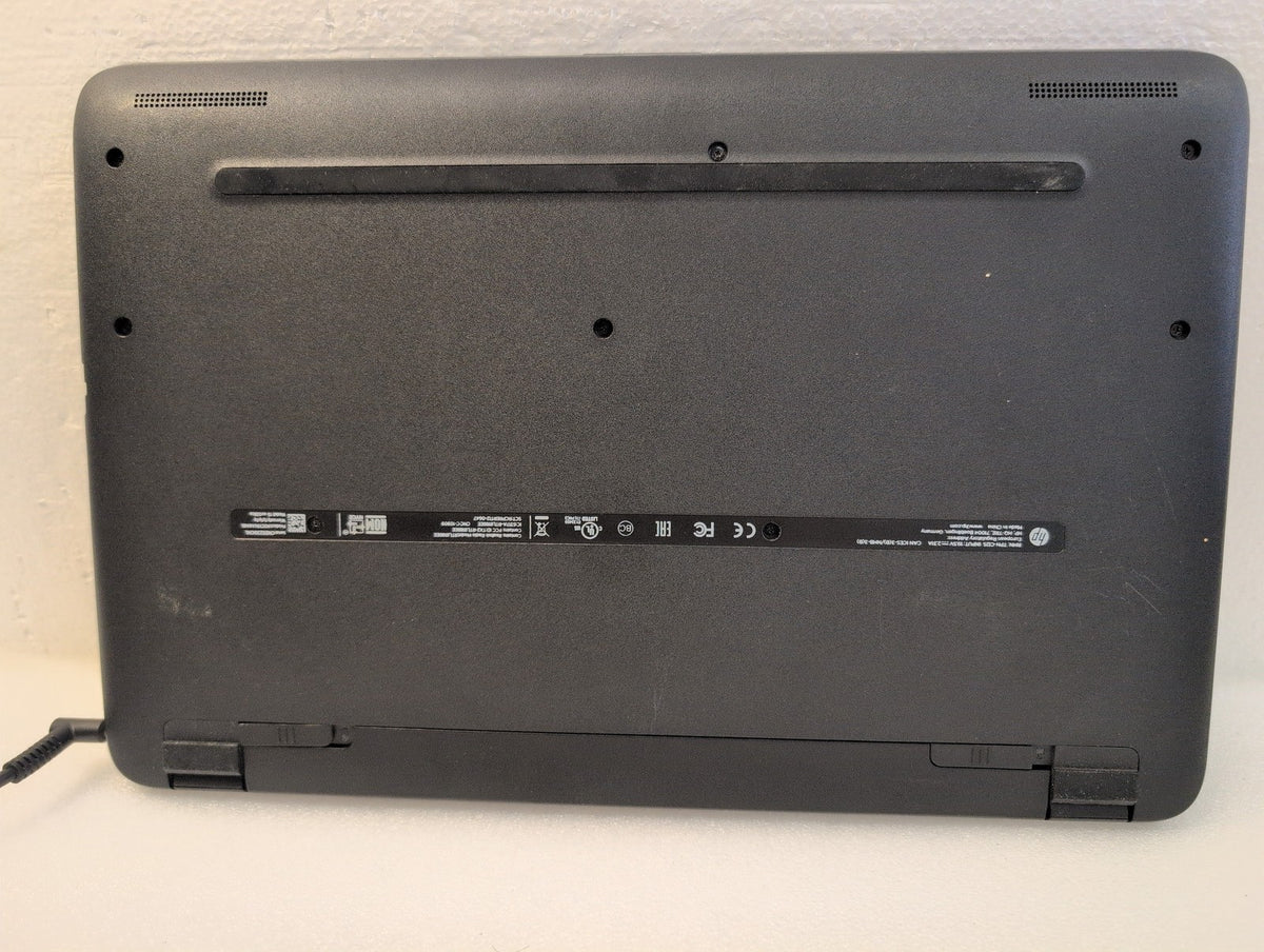🎸 HP 15-ac028ca 15.6in Laptop Pentium 3825U 8GB RAM 750GB HDD (READ)