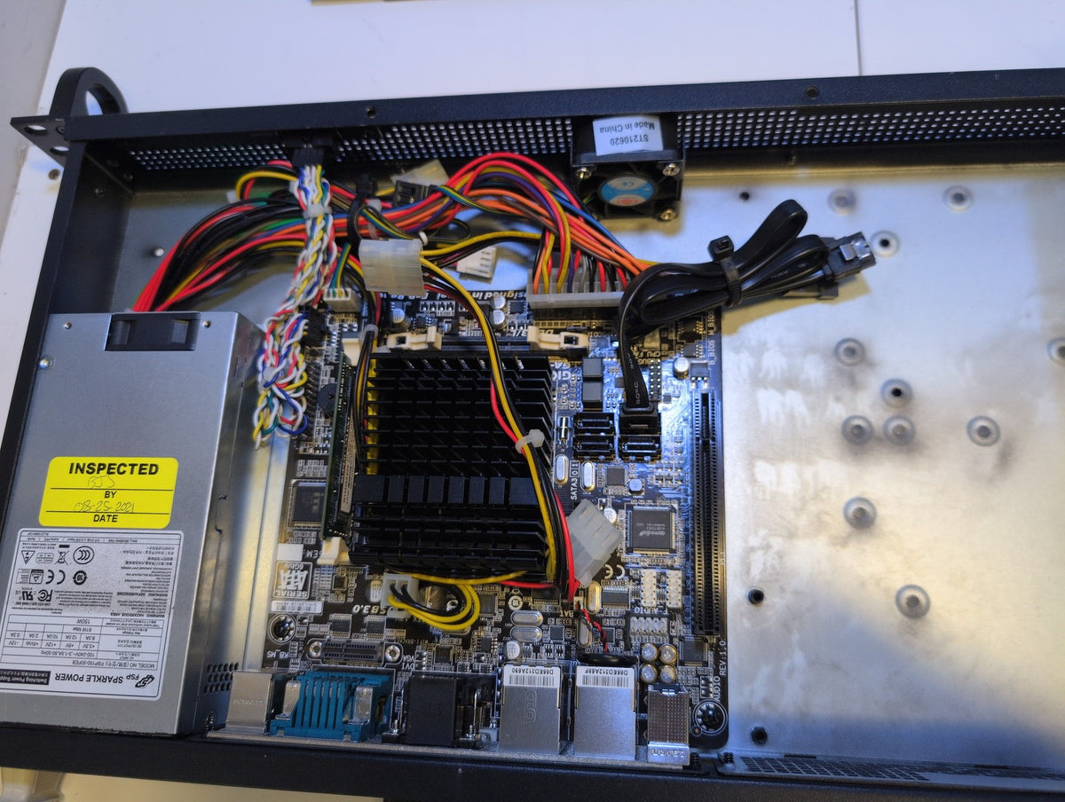 🎸 Eagle Eye Networks Bridge/CMVR 301 1U Rackmount NVR Server No SSD BIOS Locked