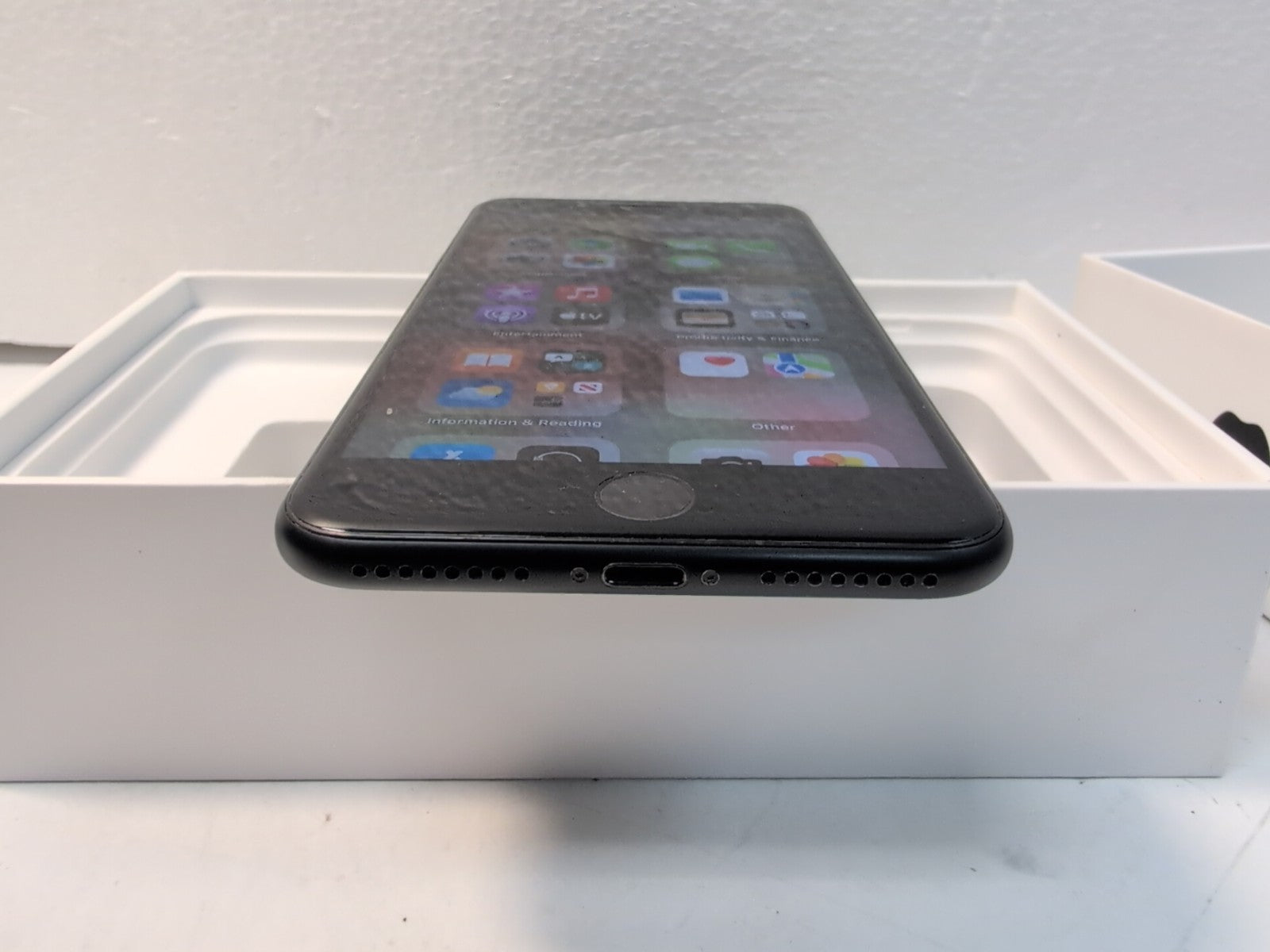 🔥 (GRADE A) Apple iPhone 7 Plus A1784 32GB Smartphone BLACK + BOX Unlocked -