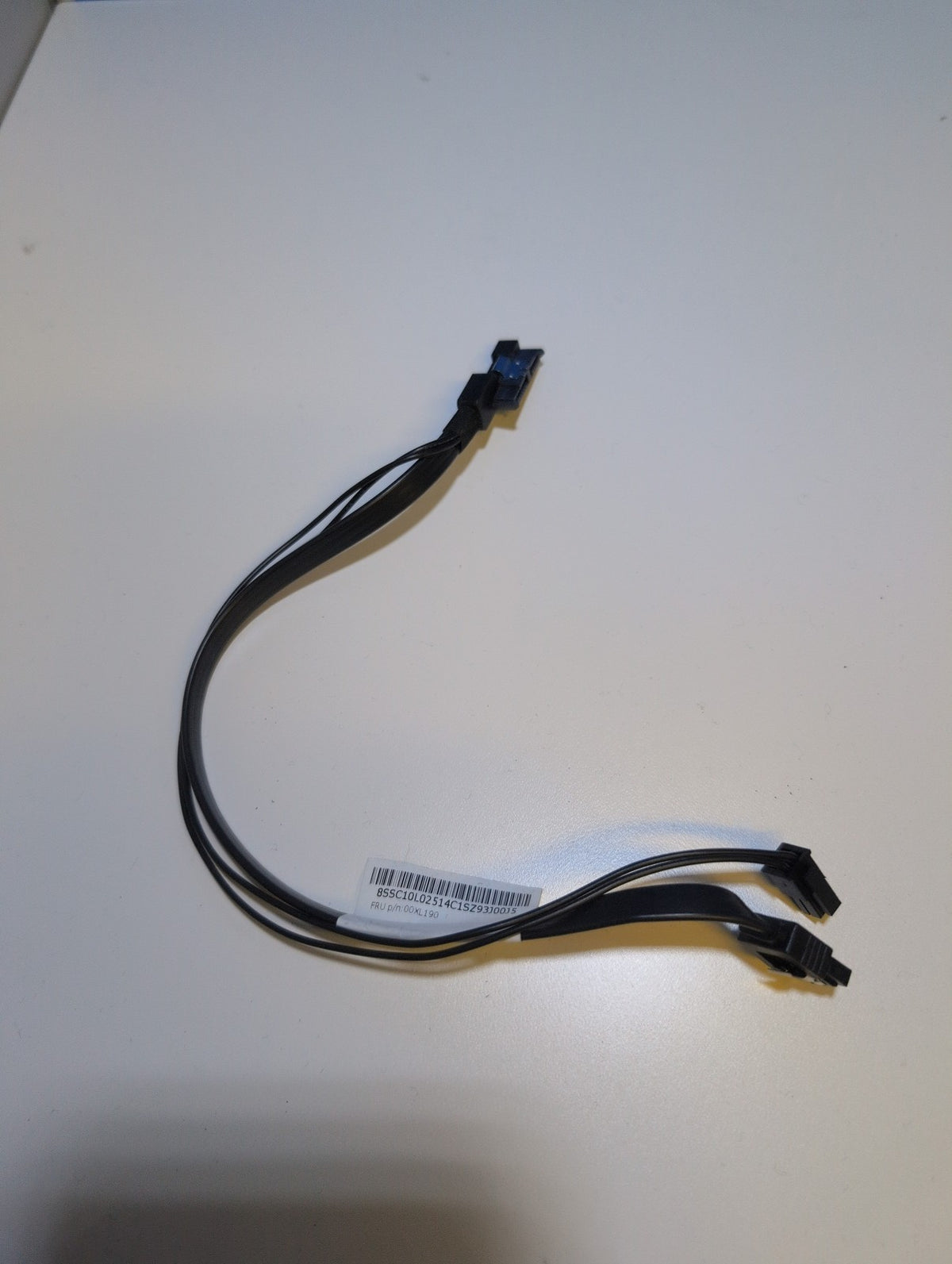 Lenovo 00XL190 Internal Mini-SAS to SATA Data + Power Splitter Cable -