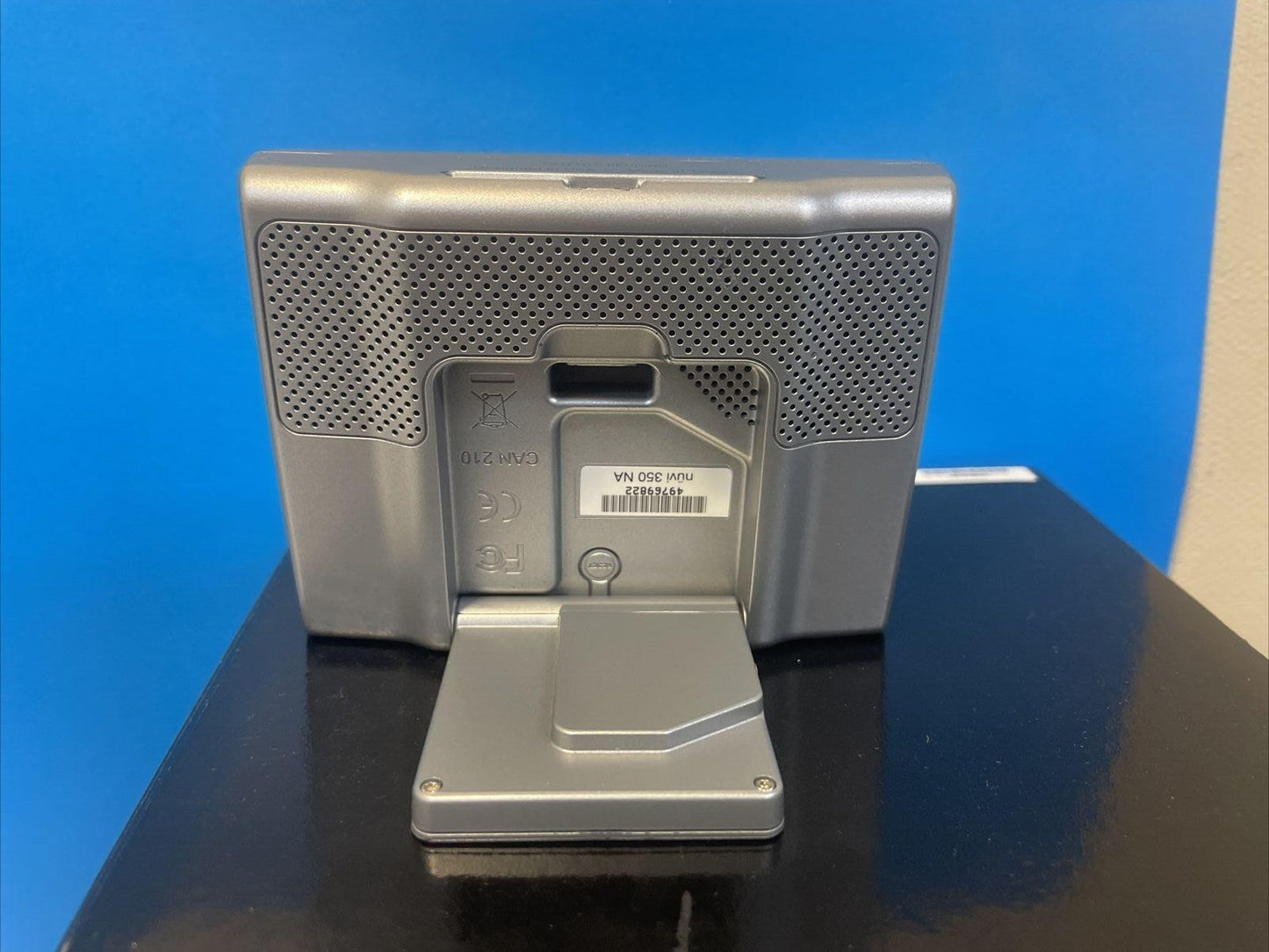 Vintage ~ (Grade A) Garmin nuvi 350 3.5-Inch Portable GPS Navigator (year 2005)