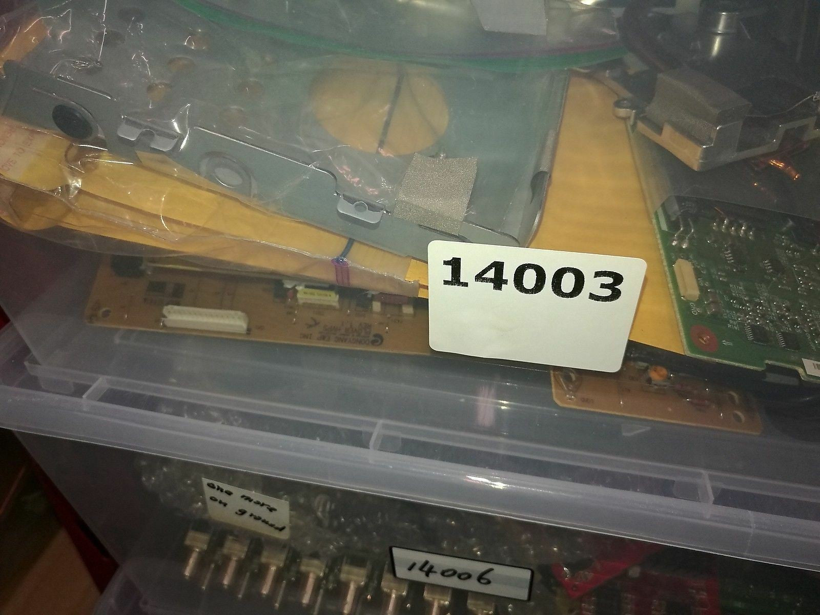 - 6 PIECES INTERNAL PART  OF  SONY PERSONAL COMPUTER PCG-2J3L