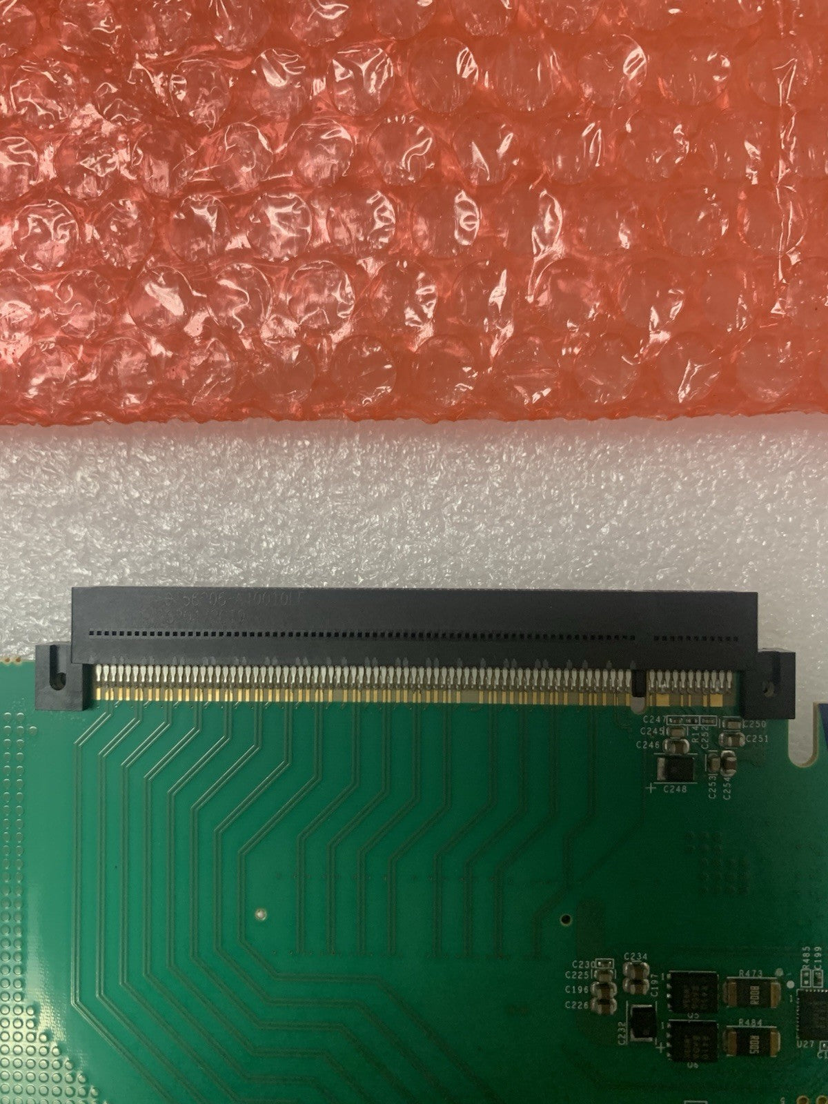 🔥 Intel Eitan 2x8 PCIe Riser x16 to 2x8 RP Board