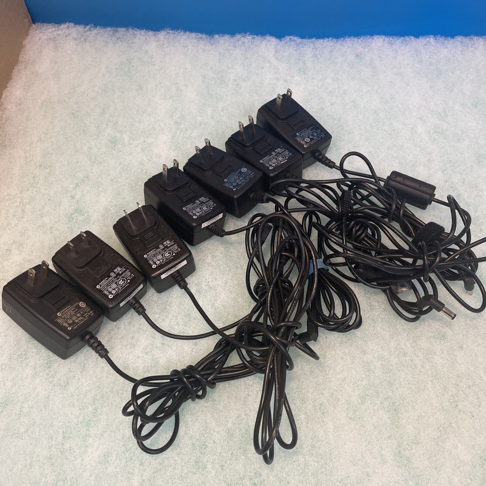 Lot Of 7 GLOBTEK WR9QX375LRPNKIT  Power Adapter 48V  0.31A
