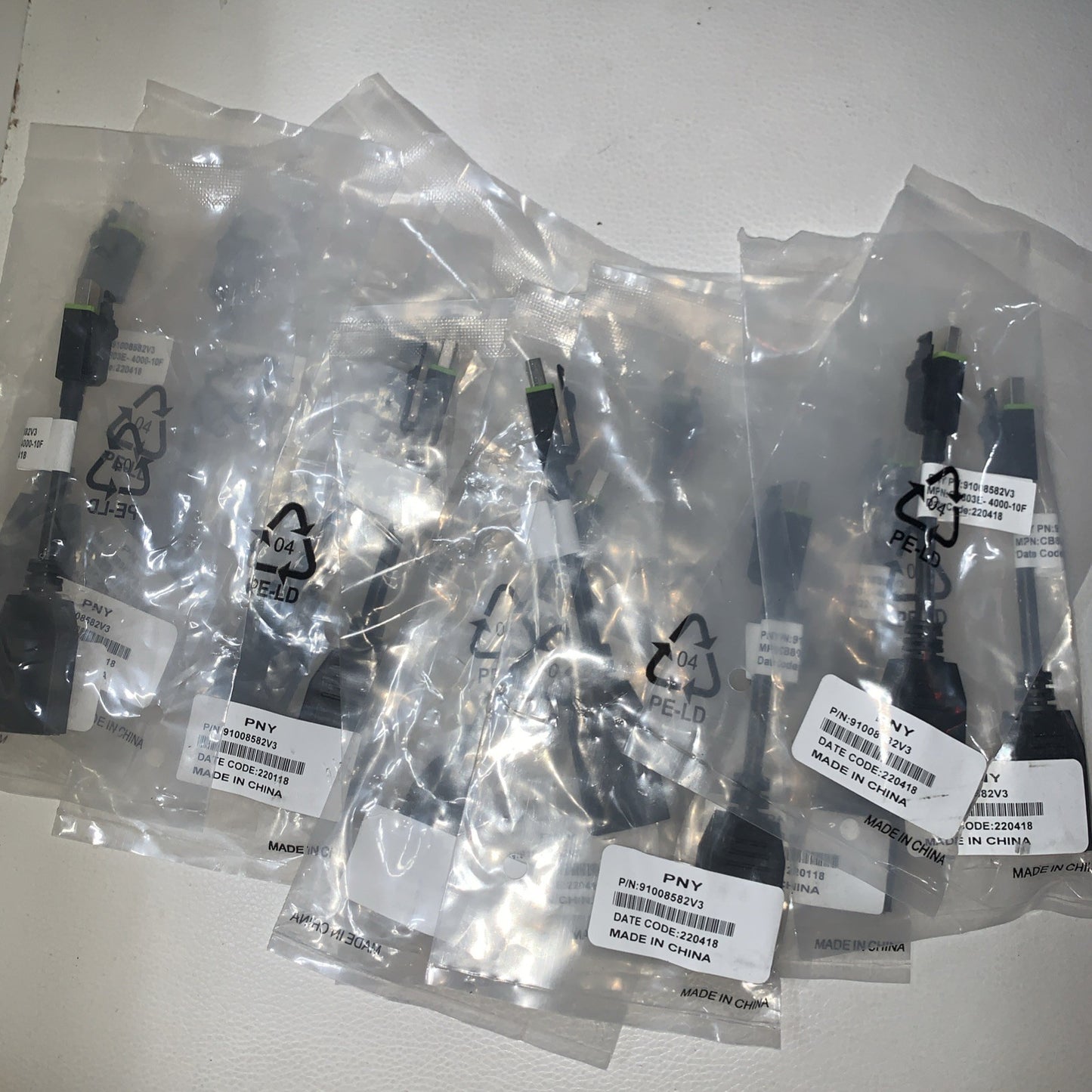 12x PNY Mini DisplayPort Male to DisplayPort Female Adapter 91008582V3