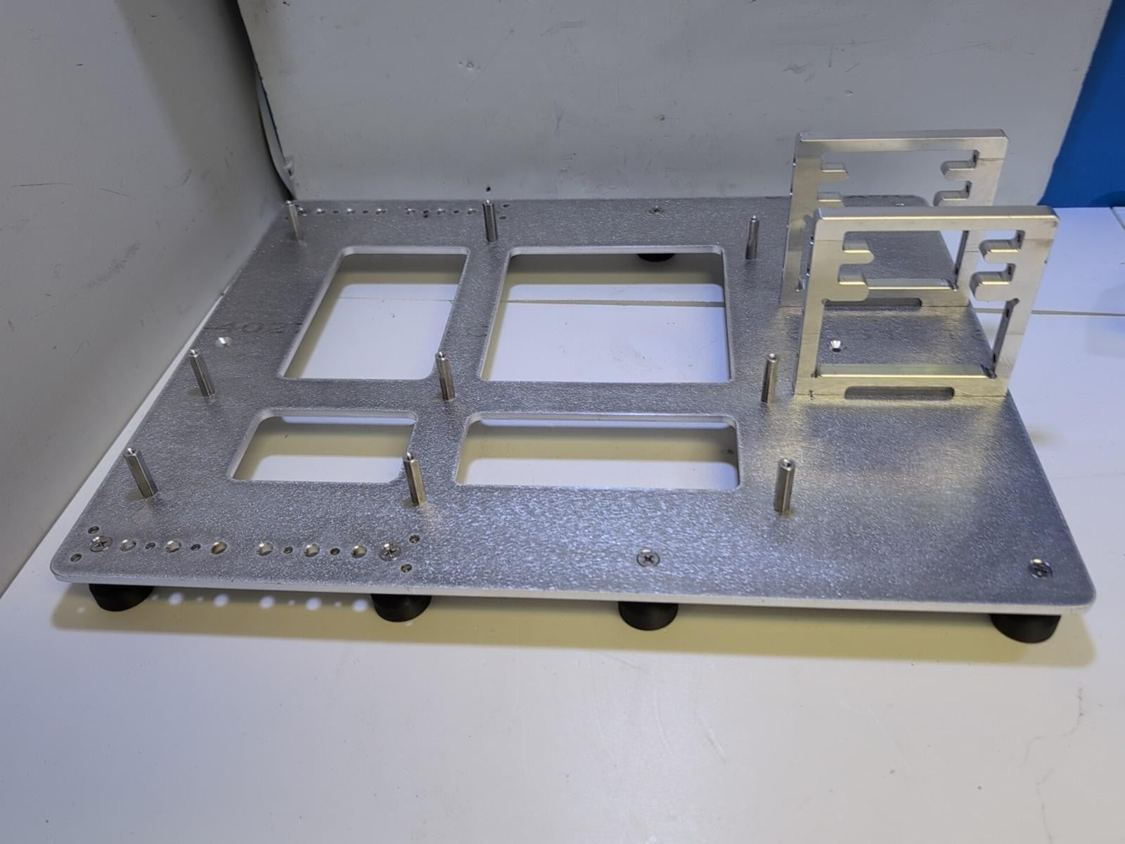 Nice Aluminum Open Air Motherboard Test Bench ATX PC Case (42x33 cm) - 