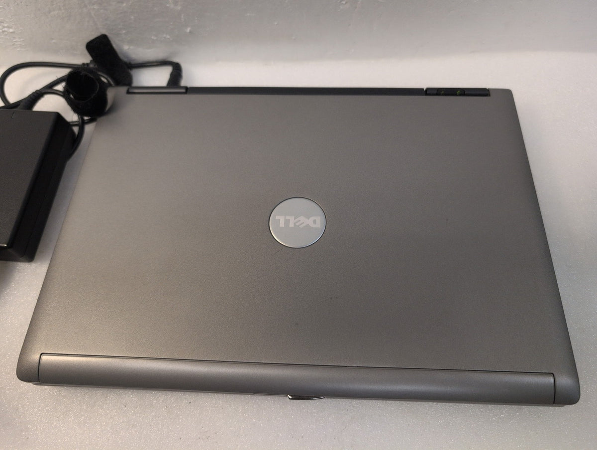 🎸 Dell Latitude D420 12.1" Laptop Intel Duo 1.20GHz 2.5GB RAM No HDD (AS IS)