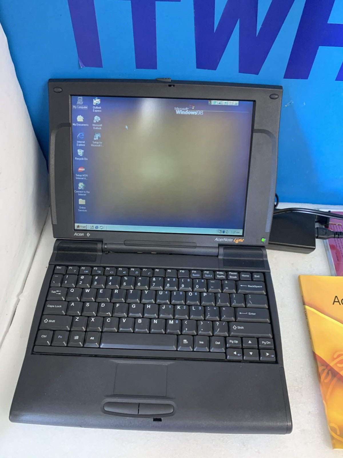🔥 Vintage Acer 370c Pentium 16MB ram 1GB HD windows 98 W/CD-rom/Floppy drive/CD