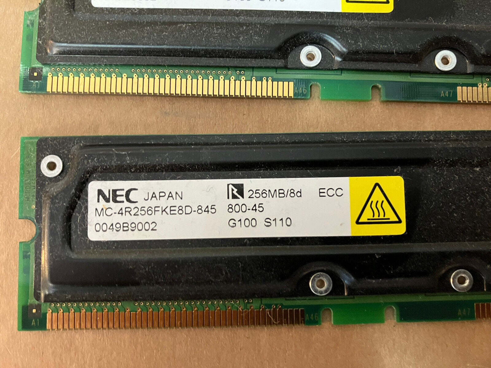 ~ 2 x MC-4R256FKE8D-845 NEC 256MB Memory Card ECC 0049B9002 Tested/Works