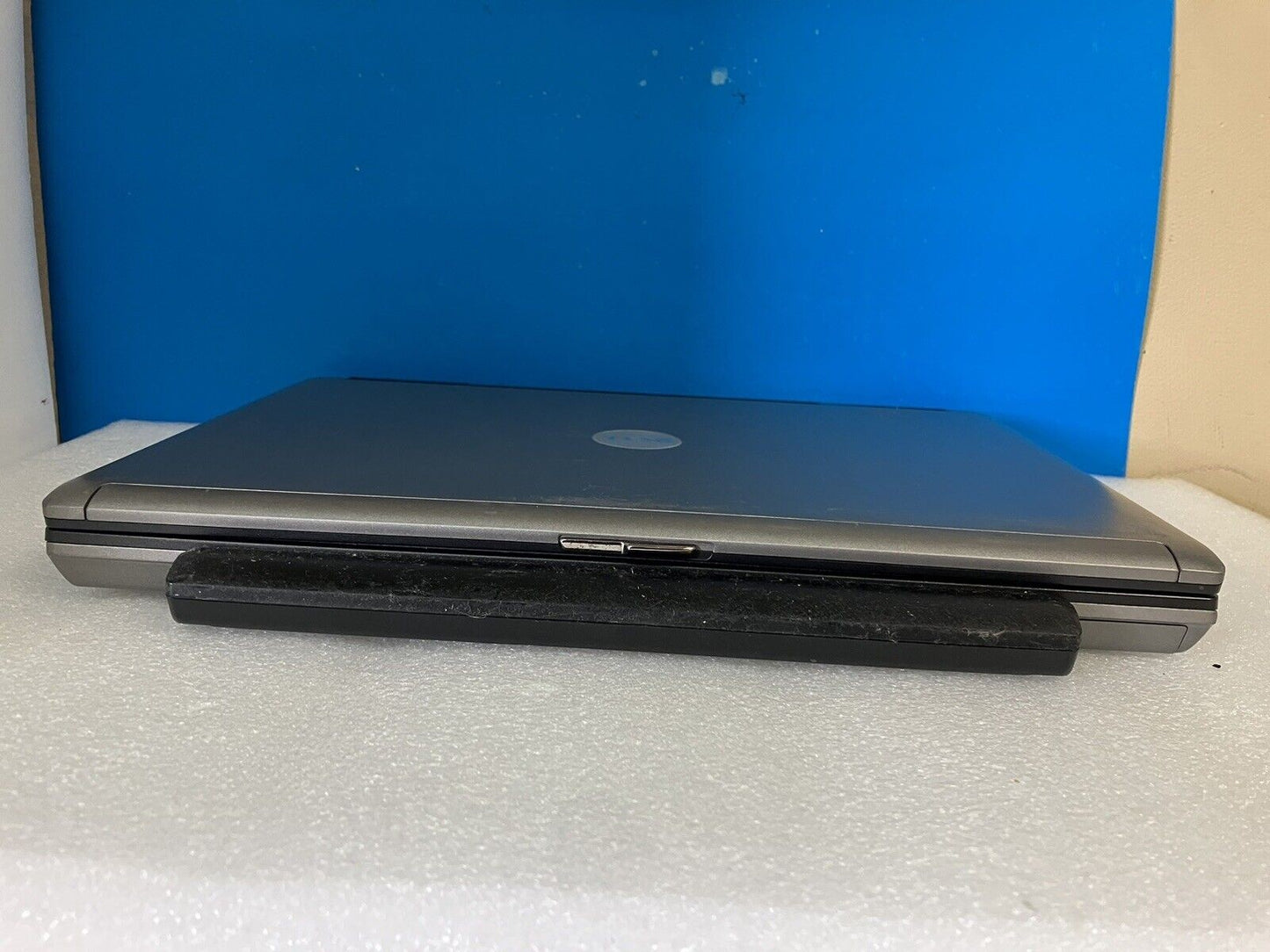 ~ (For Parts) Dell Latitude D620 PP18L 14" Laptop Core Duo CPU 512MB RAM (Read)