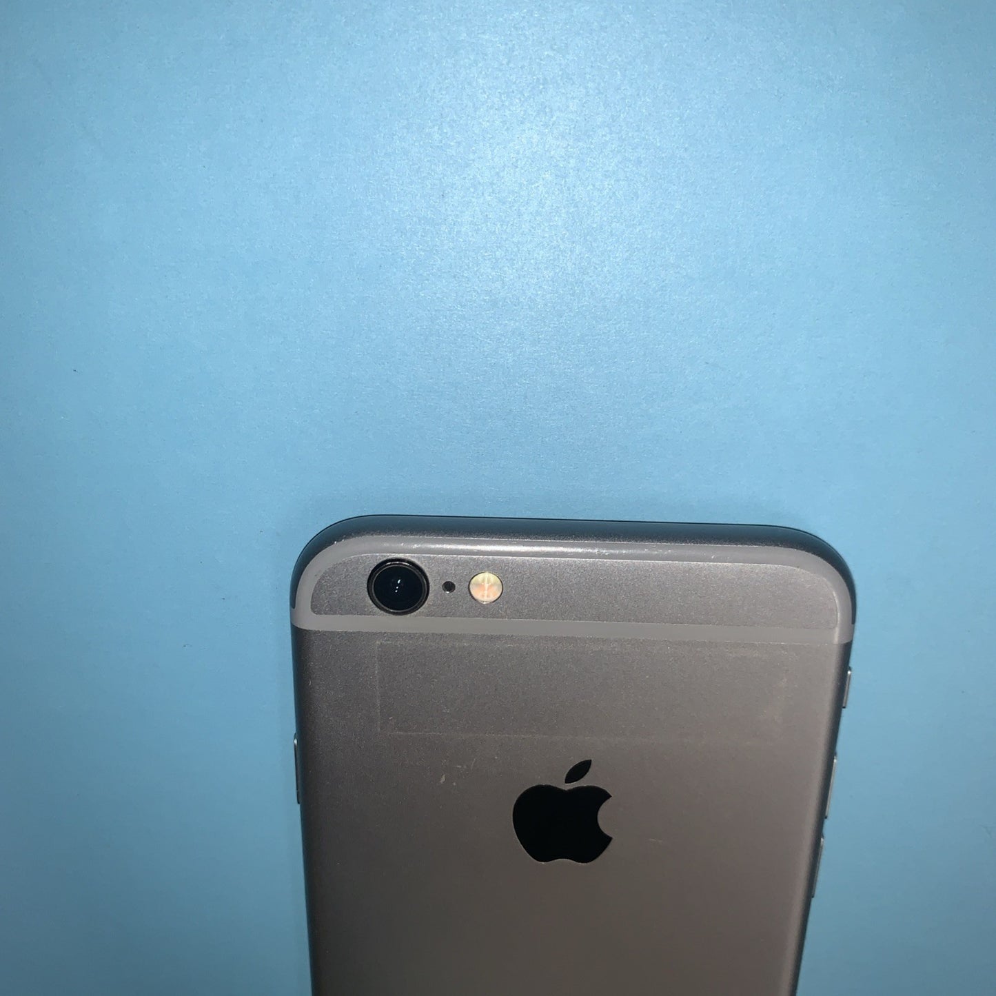 Apple iPhone 6s - 16GB - Space Gray (Unlocked) A1688