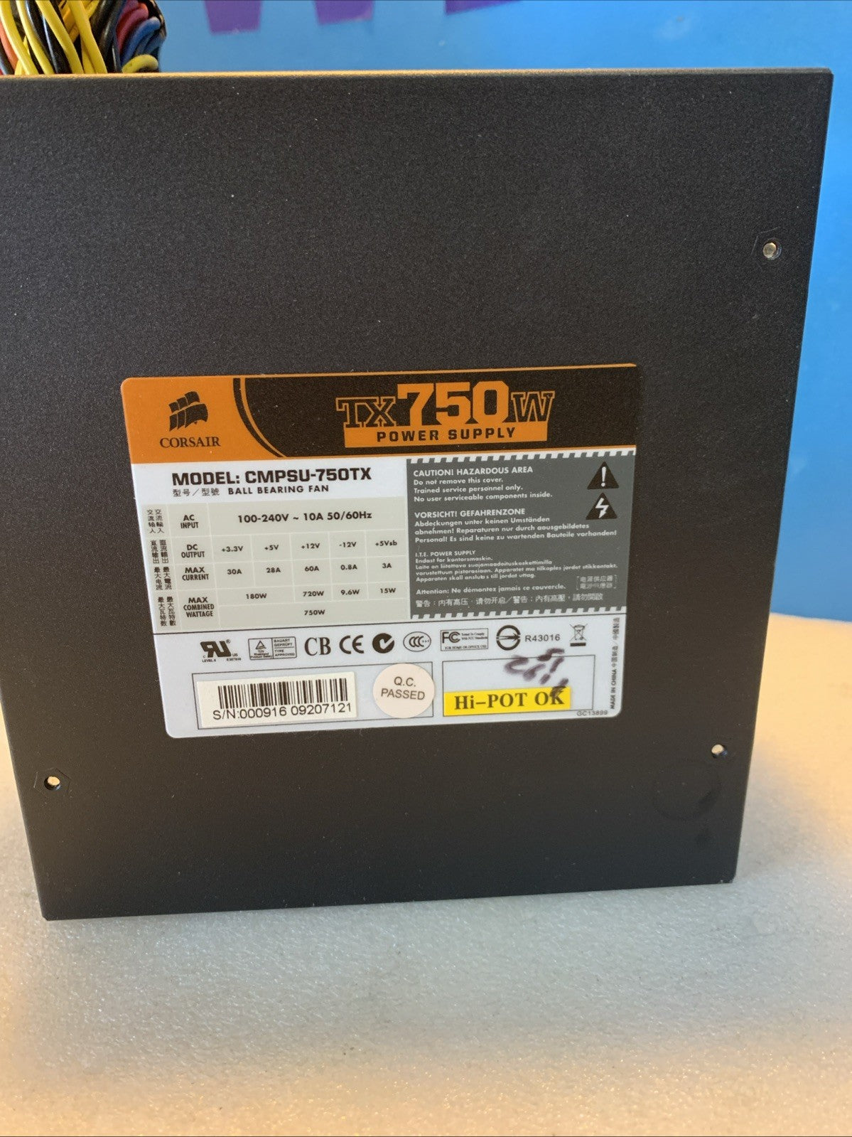 Corsair TX750W 750W Gaming Power Supply 4 x (6+2) PCIE, 8 pin CPU, SATA )