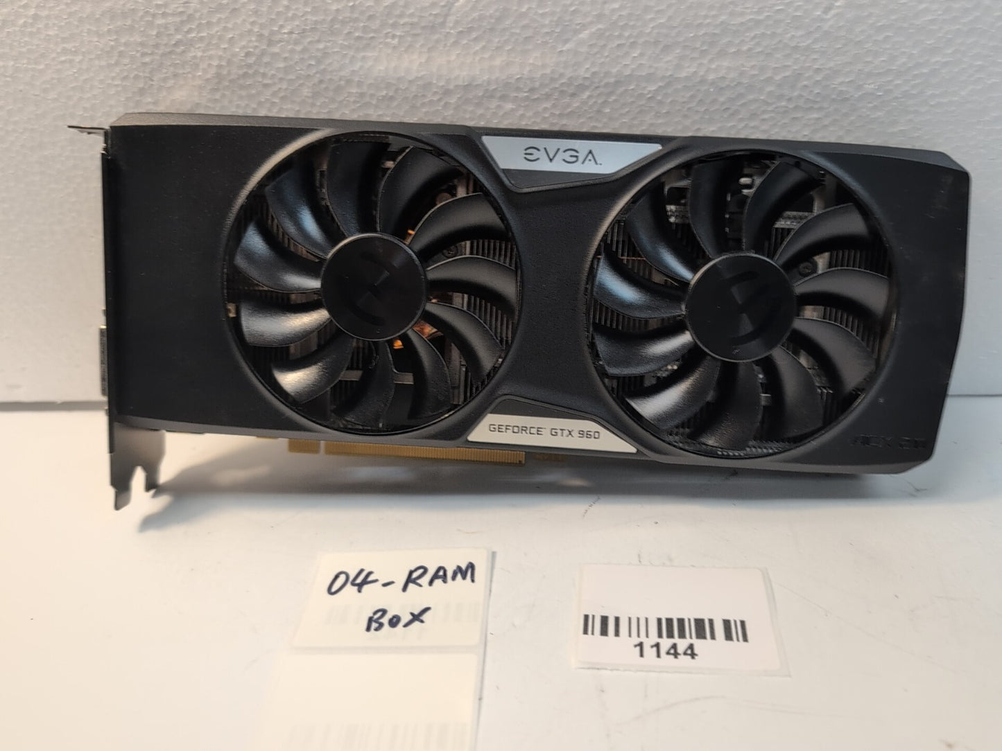 🔥 EVGA Nvidia GeForce GTX 960 ACX 2. 0 2GB PCI-E 02G-P4-2966 Video Card -