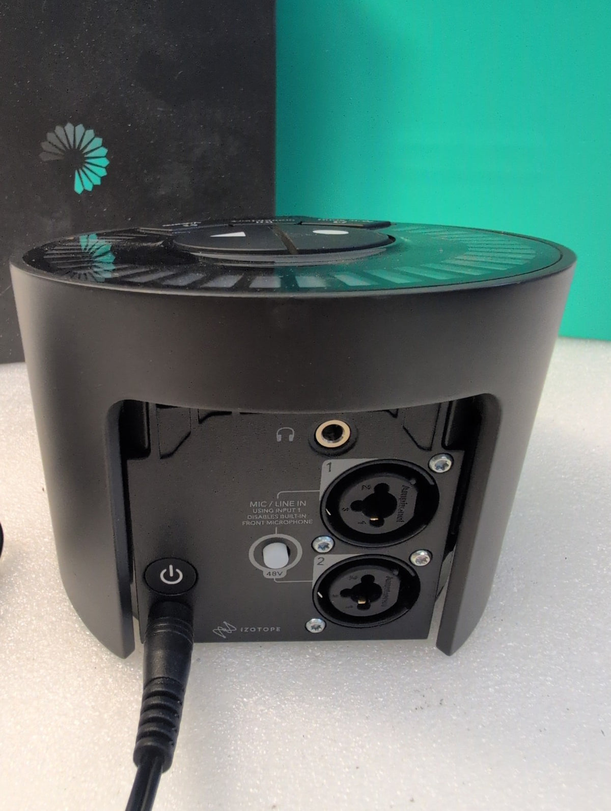 🎸 iZotope Spire Studio SP111 Portable Recording Studio & Bluetooth Speaker