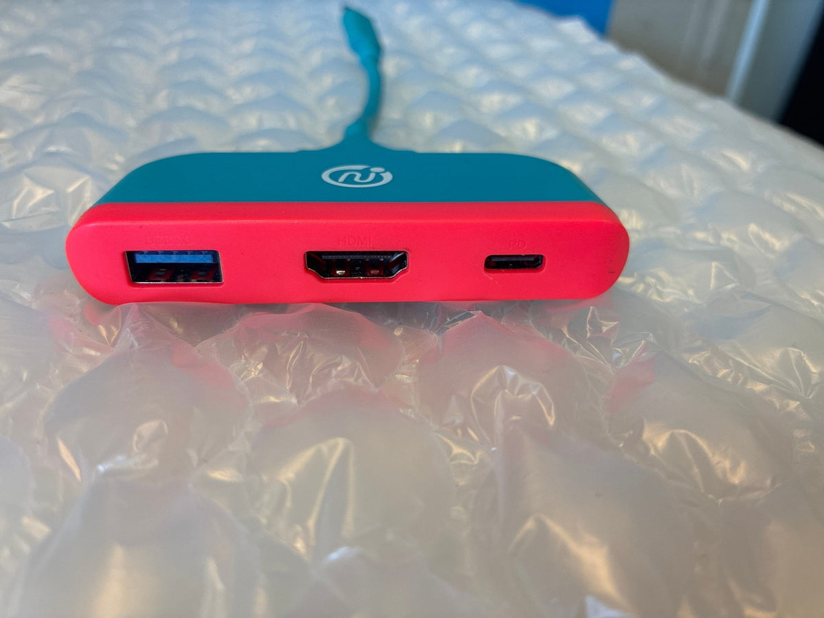 🔥 Numskull USB-C Multiport Hub Travel Dock Teal Red HDMI USB-A 3.0 Switch