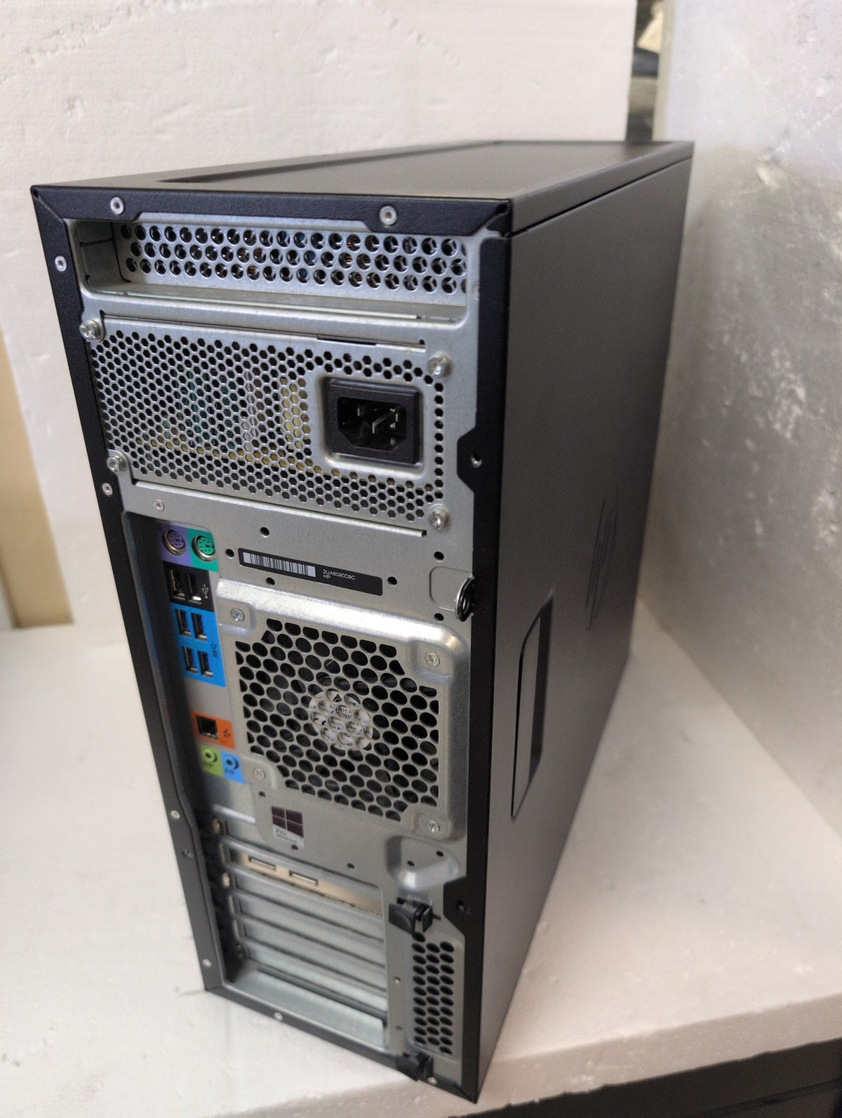 HP Z440 Workstation F1M49UT#ABA Xeon E5-1620 v3 16GB RAM 1TB HDD Win 11 Pro -