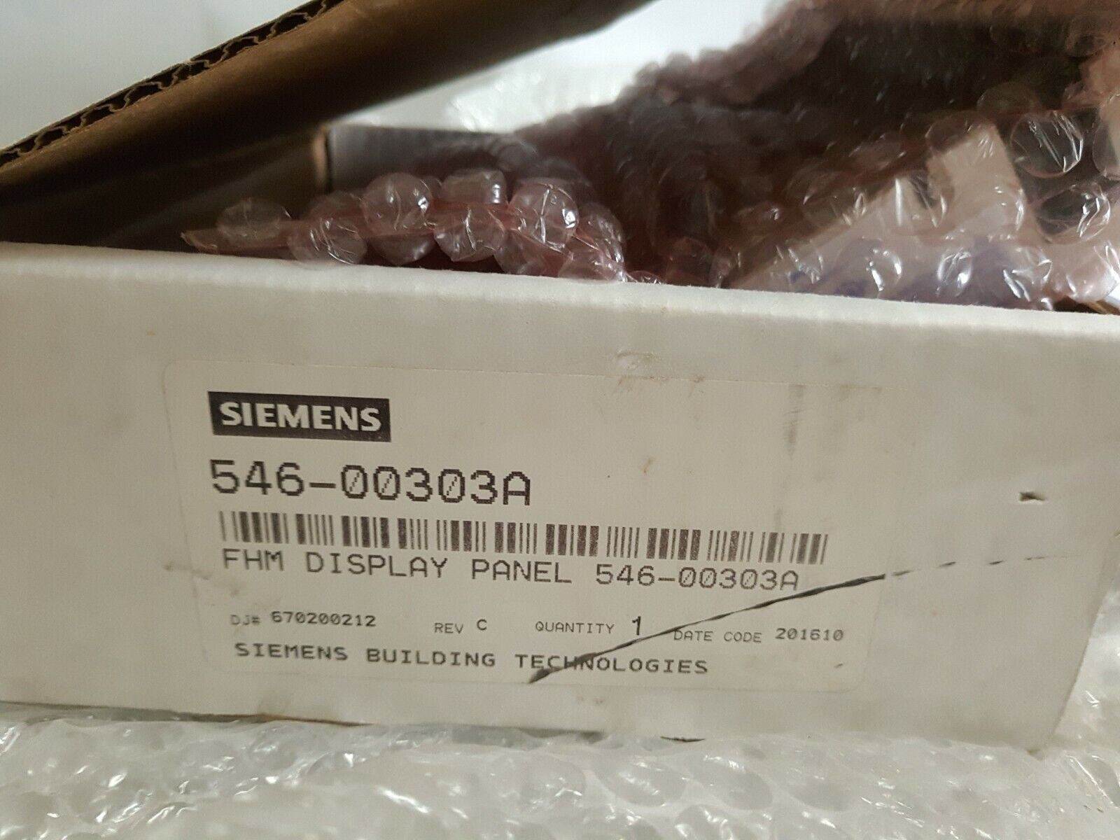- NEW IN BOX Siemens 546-00303A FHM DISPLAY PANEL Fume Hood Monitor