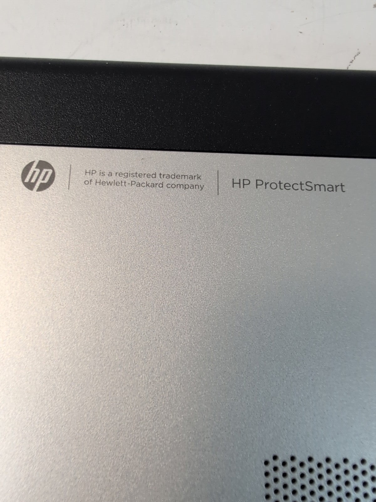 HP Pavilion Protect Smart Touch  Screen 17" Laptop i5-5200U/8GB/250GB SSD/Win10-
