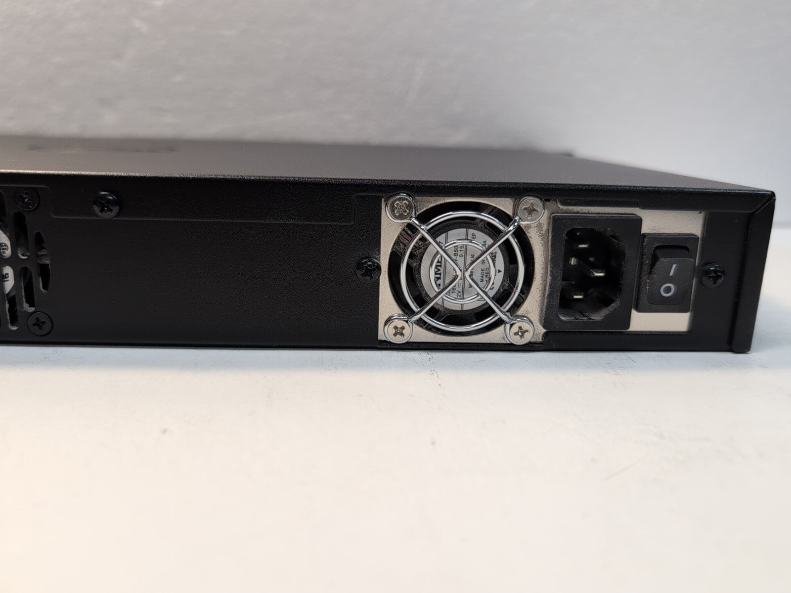 🔥 SonicWALL NSA 2600 1RK29 8-Port Gigabit Network Security Firewall Appliance -