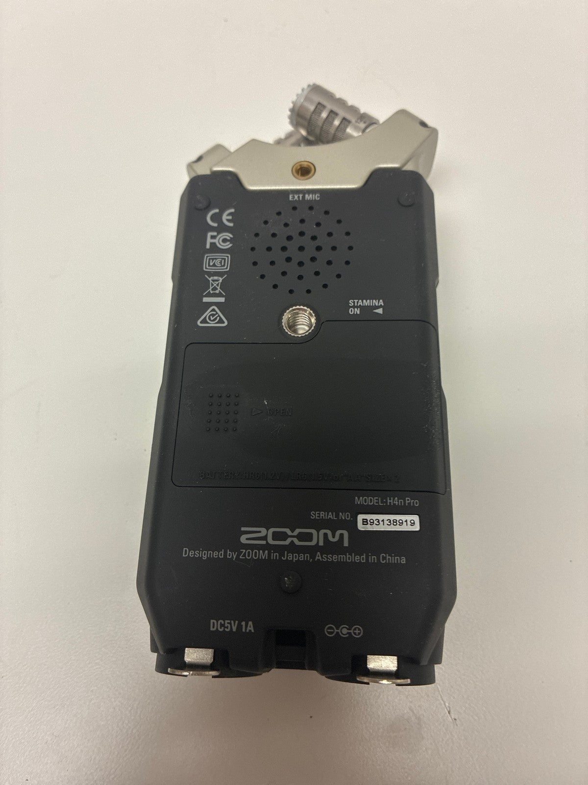 🔥 Zoom H4n Pro Handy Recorder - Portable 4-Track Digital Recorder