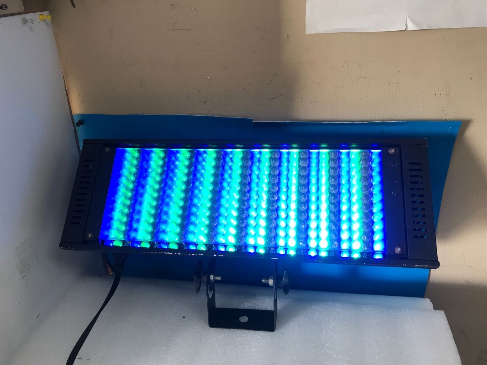 DMX512 LED Bar Stage Light with Mounting Bracket