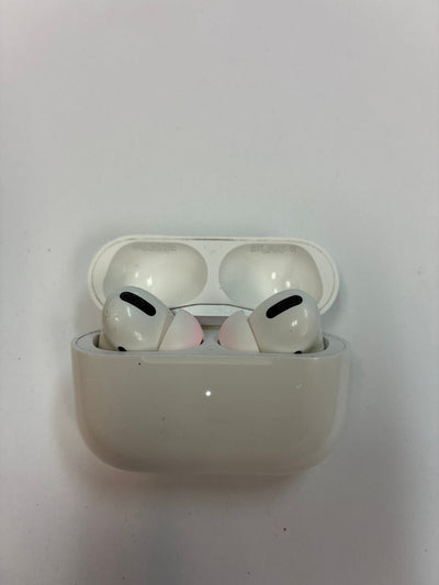 🔥 Apple AirPods Pro 1st Generation MagSafe Charging Case White -(Please read)