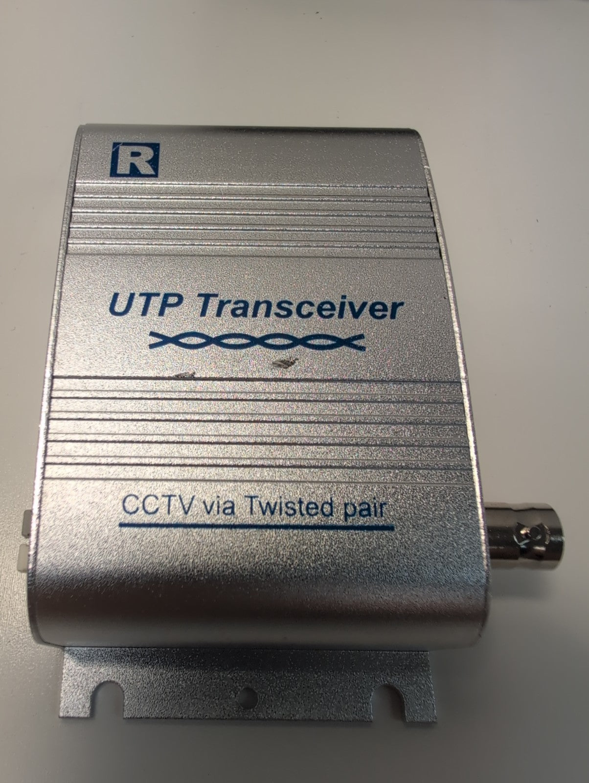 🔥 UTP TRANSCEIVER CCTV via Twisted pair VT98334R -