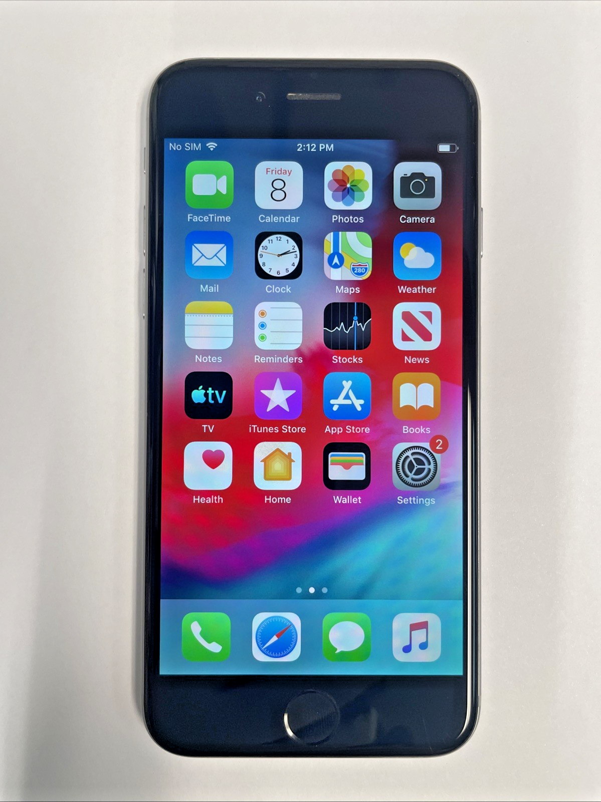 Nice Apple iPhone 6  A1586  -16GB - Silver (Unlocked)    +