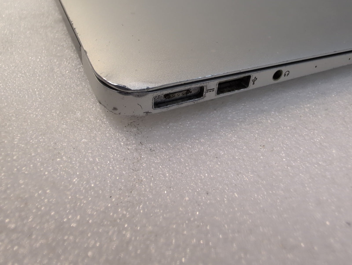 🎸 Apple MacBook Air 13-inch A1466 Mid 2013 Core i5 1.3GHz 4GB 256GB SSD (READ)